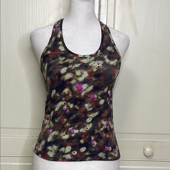 Lululemon Racerback Short Tank Top *Nulu Soft Focus Splatter Green Multi 4/6 - Picture 1 of 7
